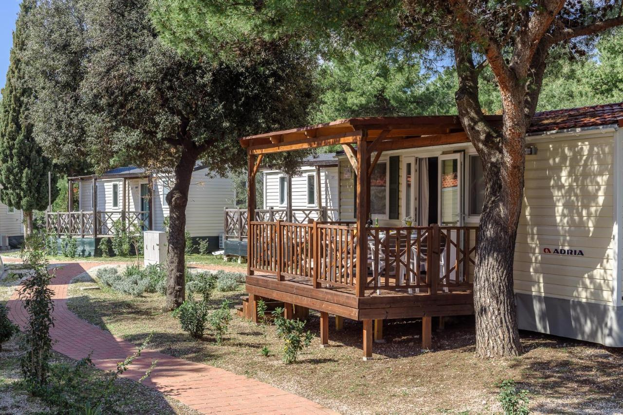 Salve Croatia Mobile Homes In Amadria Park Trogir Seget Vranjica Eksteriør billede