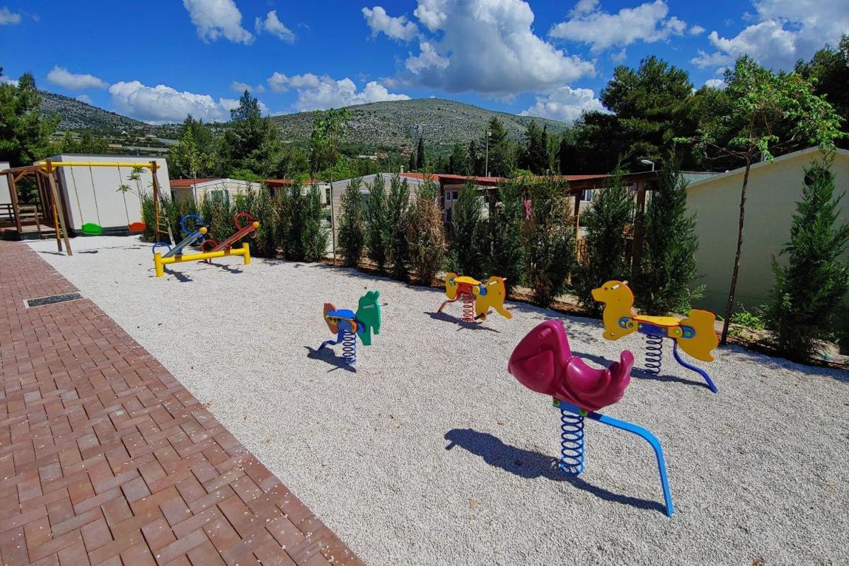 Salve Croatia Mobile Homes In Amadria Park Trogir Seget Vranjica Eksteriør billede